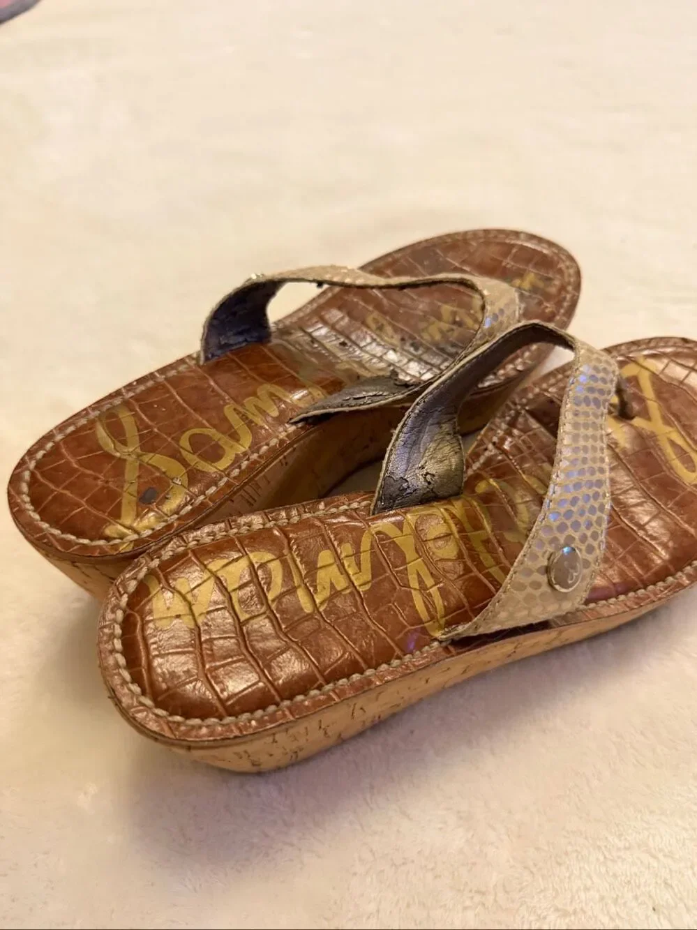 Sam Edelman Romy Cork Wedge Thong Sandals Gold Snakeskin Leather Size 6.5